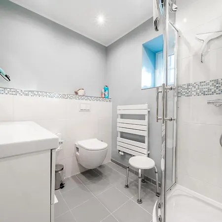 Kuesten Burghaus 1, 28qm Appartement